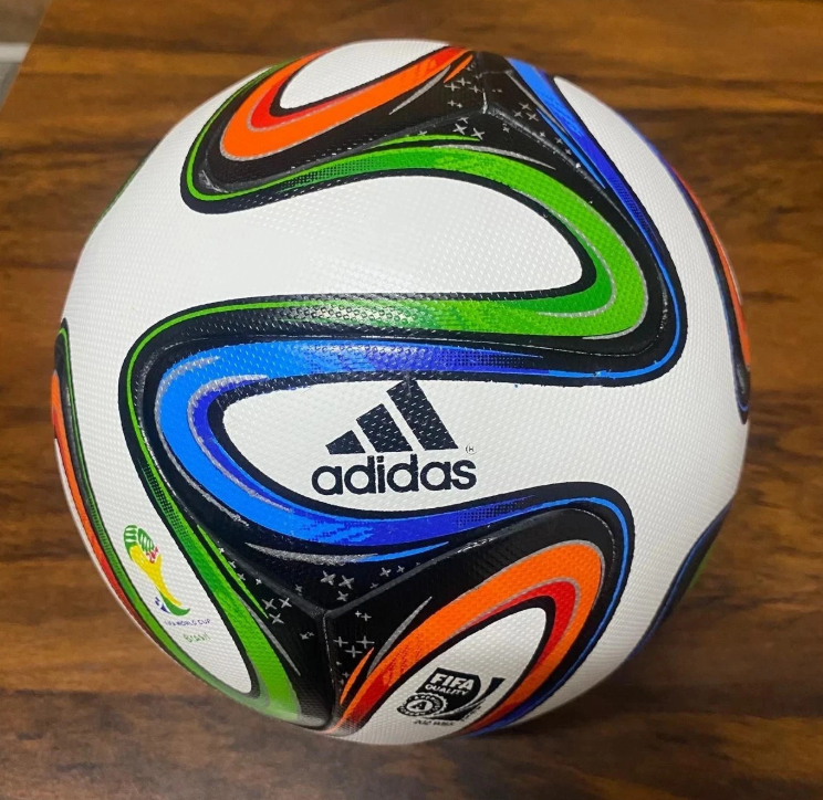 BRAZUCA FOOTBALL WORLD CUP 2014 | OFFICIAL MATCH SOCCER BALL SIZE 5