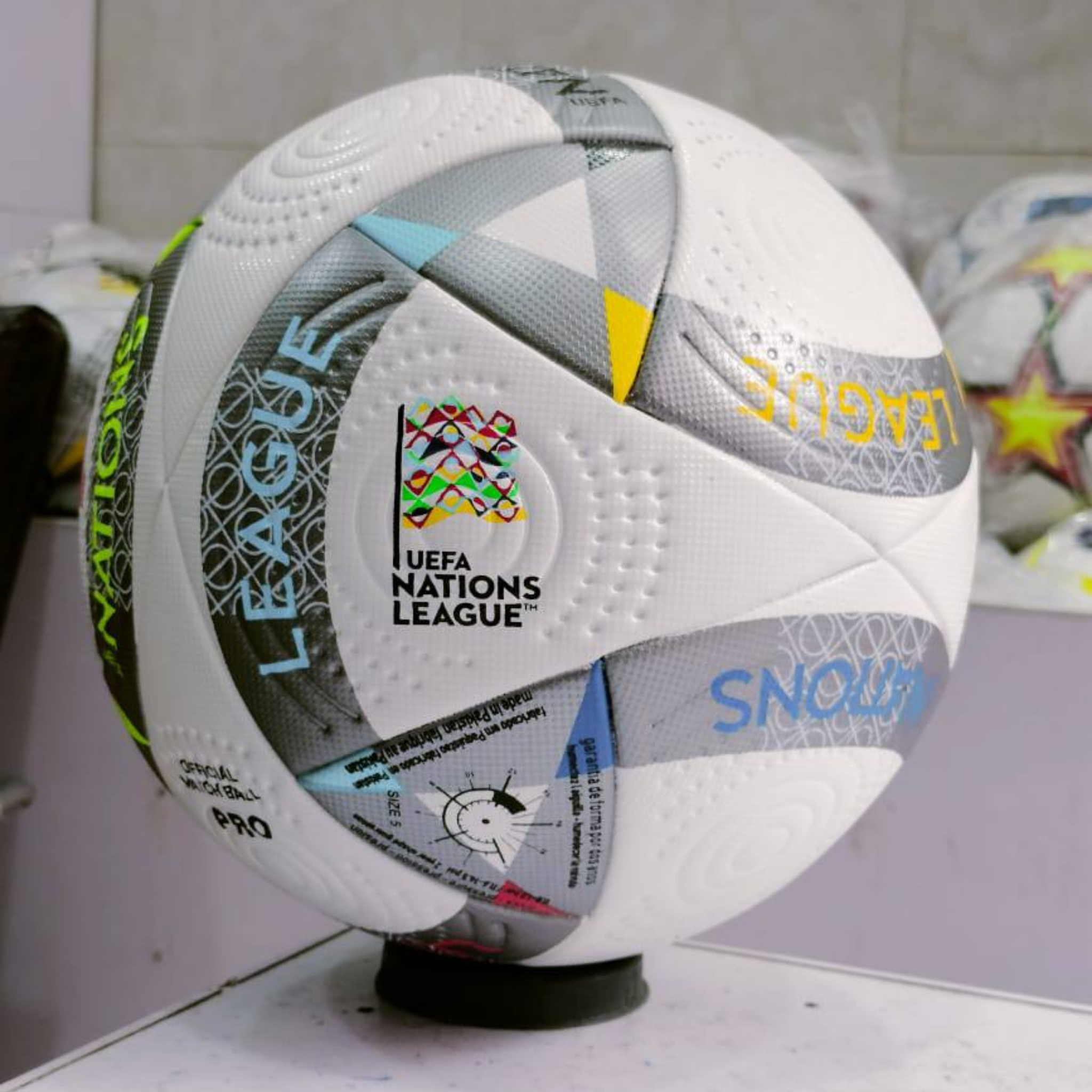 UEFA NATIONS LEAGUE 2024 FIFA PRO  MATCH BALL SIZE-5
