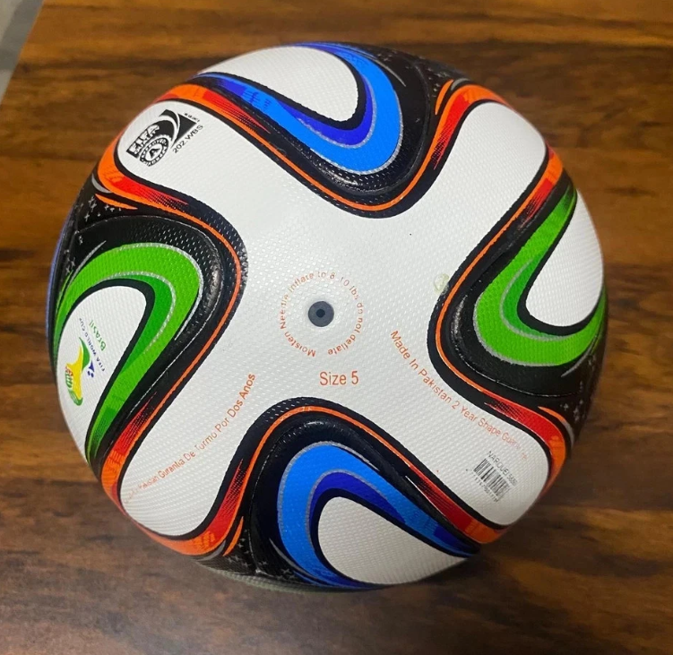 BRAZUCA FOOTBALL WORLD CUP 2014 | OFFICIAL MATCH SOCCER BALL SIZE 5